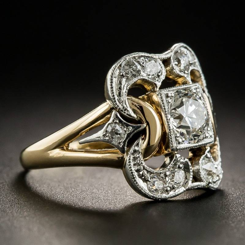 Vintage Gold ring with Zirconium
