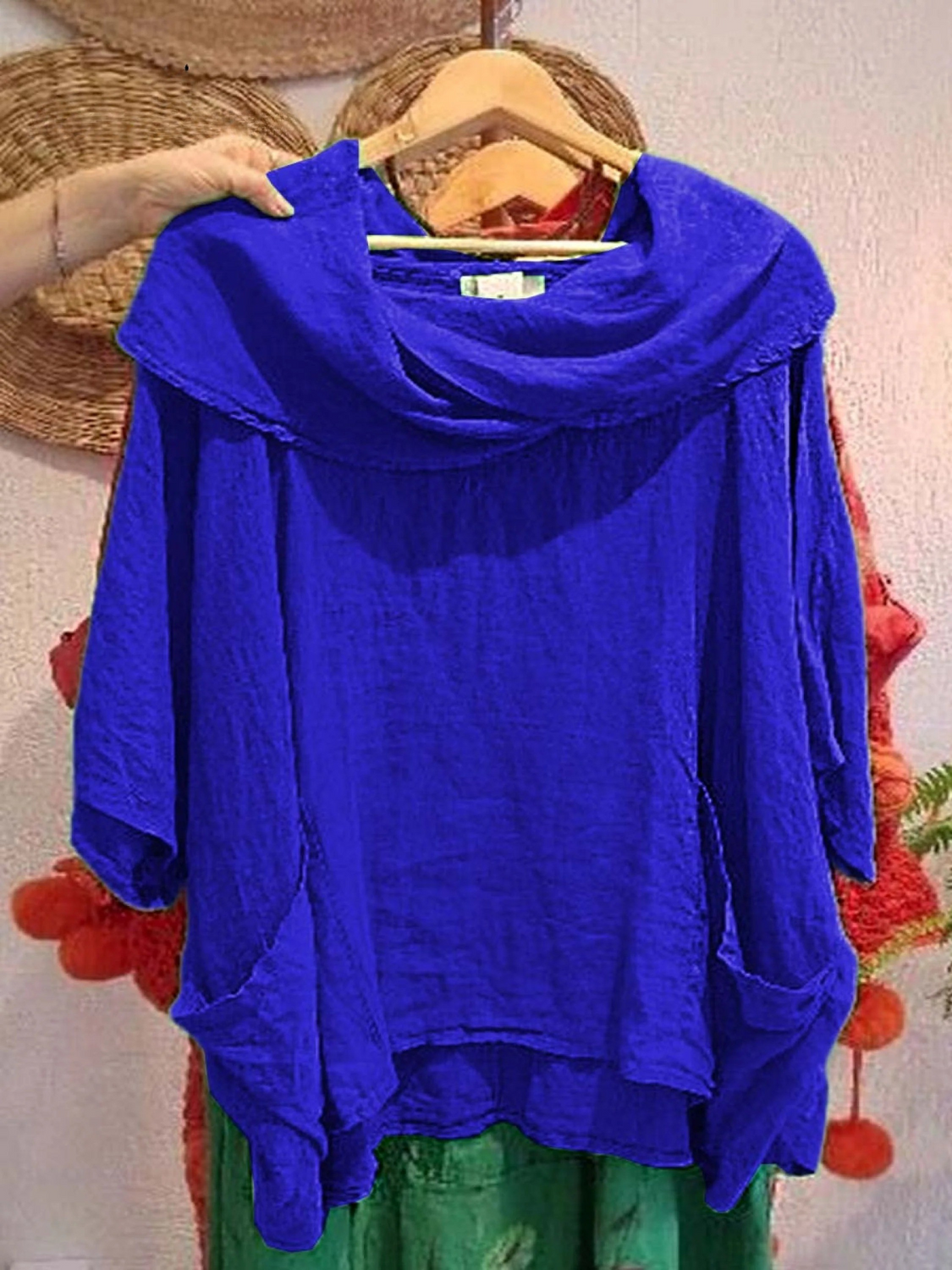 Women's Solid Color Draped Neck 3/4 Sleeve Comfortable Casual Pocket Top
