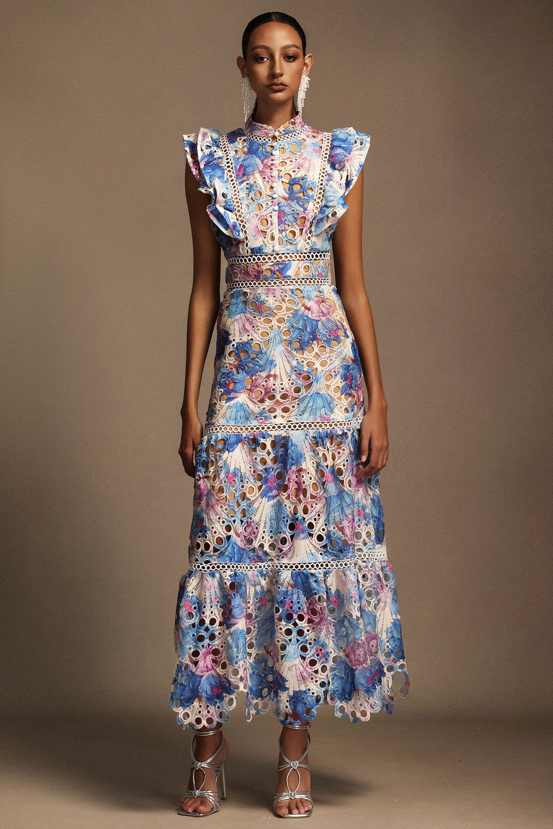 Paula Elise – Hollow Embroidered Sleeveless Midi Dress