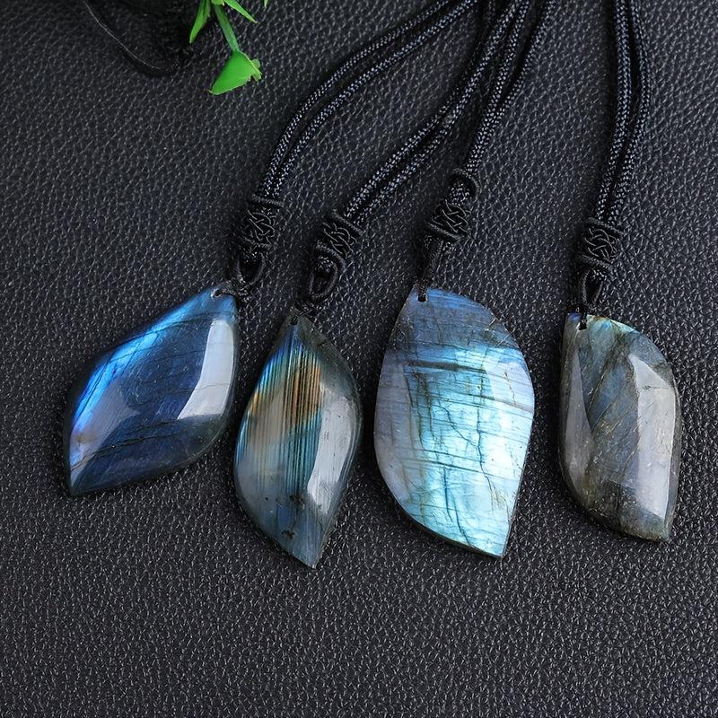 Adelheid Women’s Moonstone Necklace