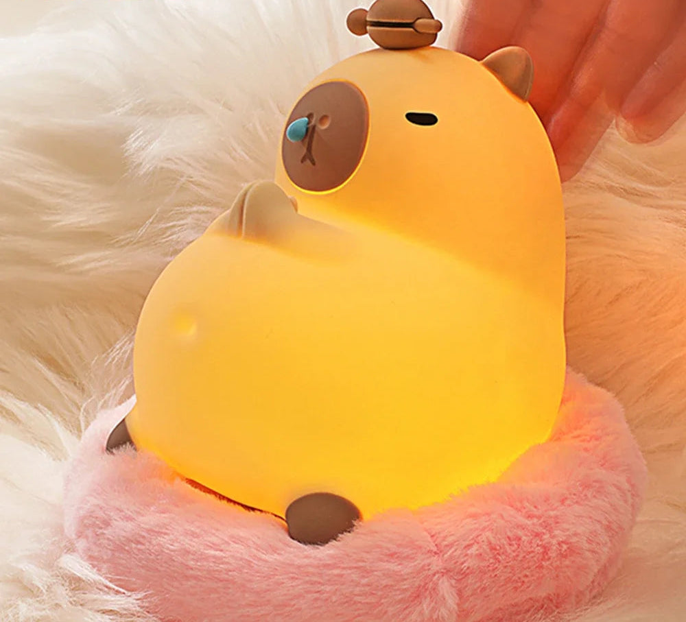 Comfortable Capybara Lamp