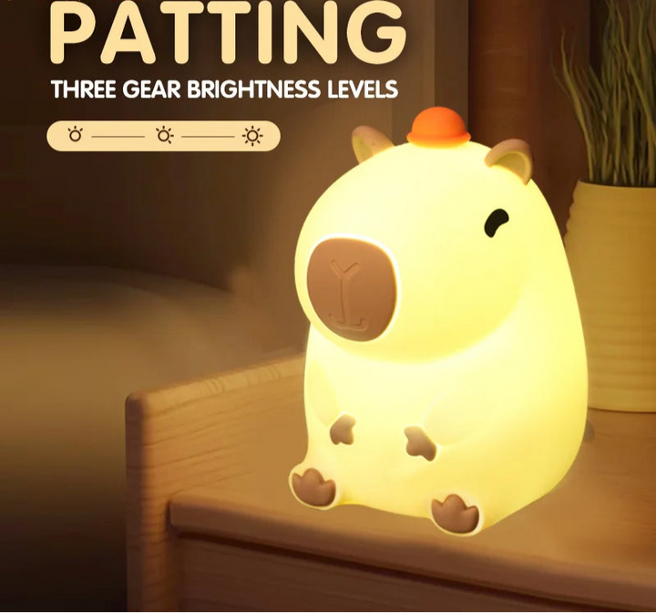 Comfortable Capybara Lamp