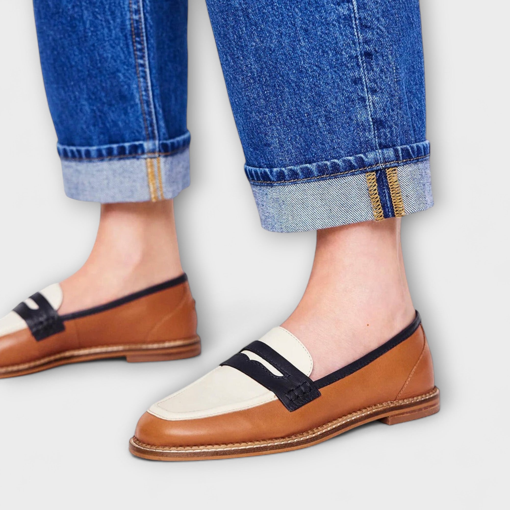 Isabelle - Brown Moccasins