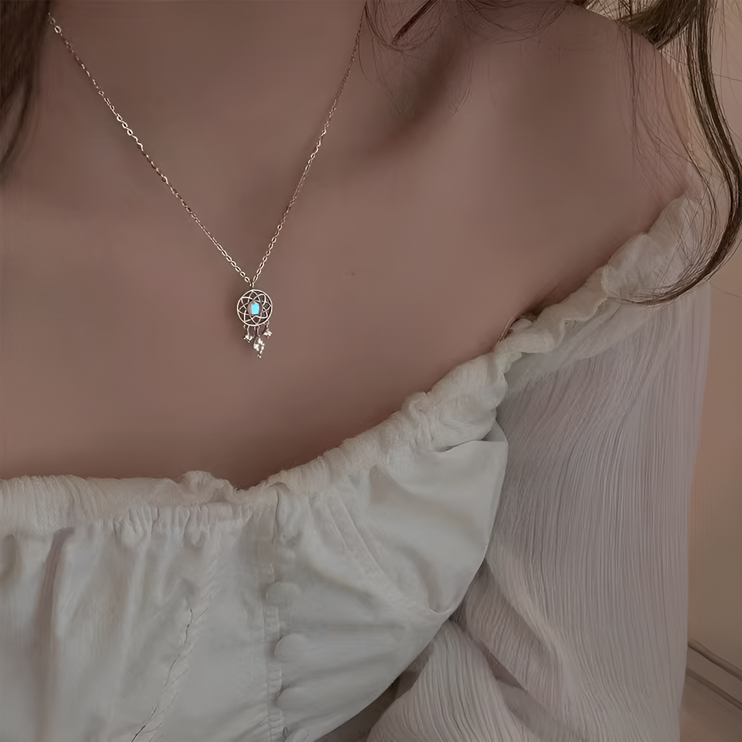 Women’s Dreamcatcher Moonstone Necklace